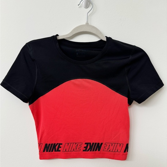 Nike Tops - Nike Dri-FIT Top